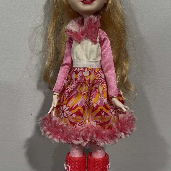 2015 Mattel Ever After High Epic Winter Apple White Doll 11" With Purse - Picture 4 of 8